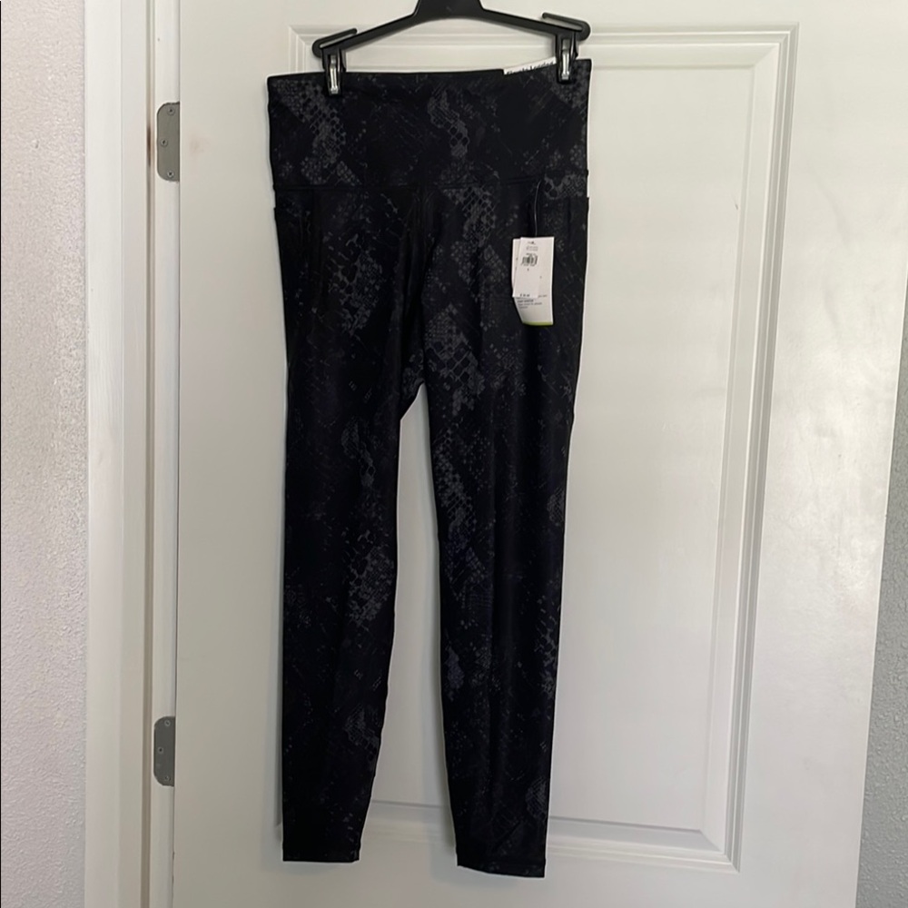 Old Navy Black Patterned Leggings NEW NWT
